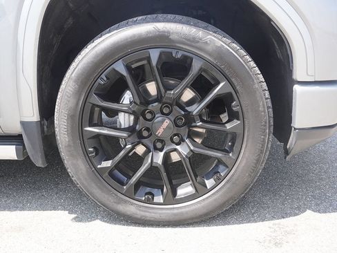 Used 2024 GMC Sierra 1500 Denali AWD/4WD image 26