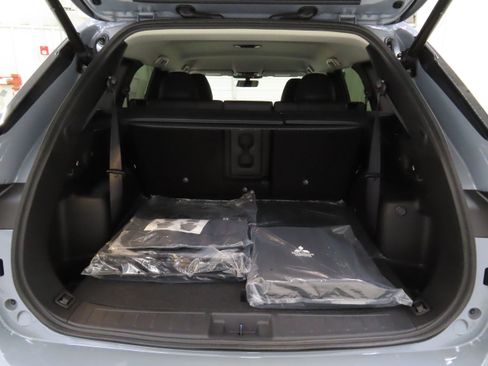 New 2025 Mitsubishi Outlander SE image 22