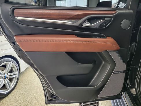 Certified 2023 GMC Yukon Denali Ultimate AWD/4WD image 19
