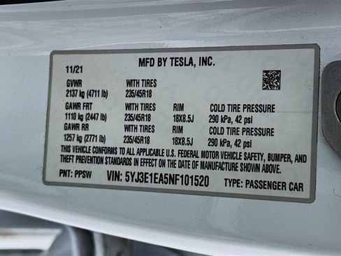 Used 2022 Tesla Model 3 image 12