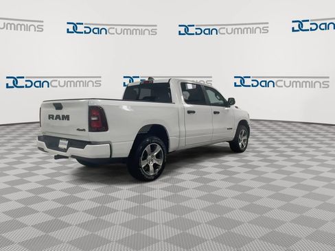 New 2026 RAM 1500 Express AWD/4WD image 8