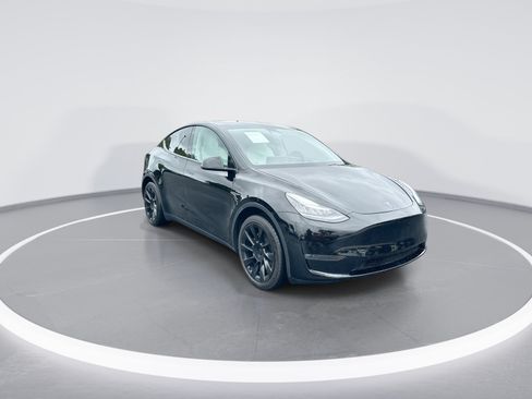 Used 2020 Tesla Model Y Long Range AWD/4WD image 2