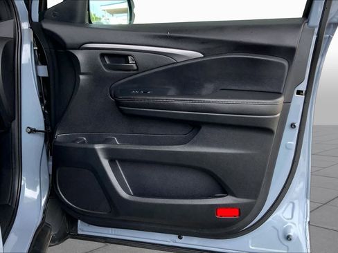 Used 2023 Honda Passport EX-L image 23