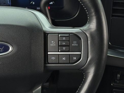 Used 2024 Ford F250 Lariat w/ Sport Appearance Package AWD/4WD image 17