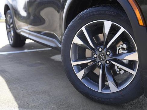 Certified 2025 INFINITI QX60 Luxe w/ Cargo Package image 2