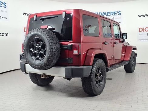 Used 2012 Jeep Wrangler Unlimited Sahara w/ Trailer Tow Group AWD/4WD image 4
