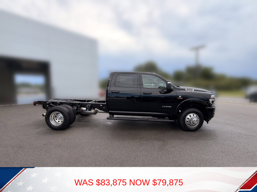 New 2027 RAM 3500 Big Horn w/ Laramie Trim Package AWD/4WD image 5