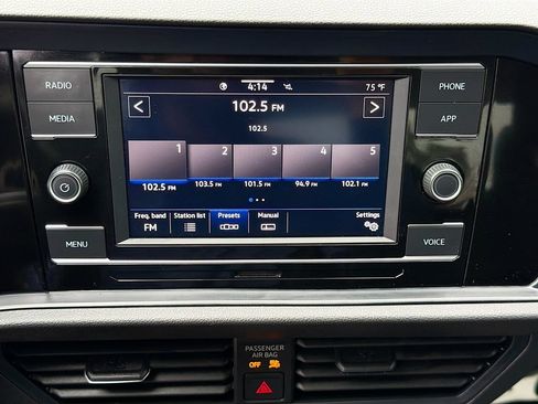 Used 2024 Volkswagen Jetta S FWD image 27
