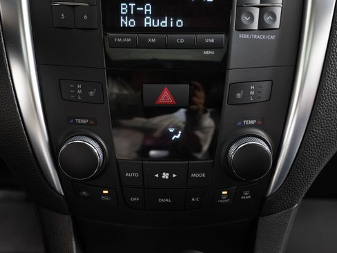 Used 2010 Suzuki Kizashi SLS AWD/4WD image 35