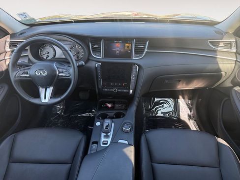 Used 2025 INFINITI QX50 Pure image 31