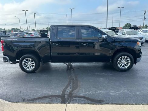 Used 2023 Chevrolet Silverado 1500 LT AWD/4WD image 4