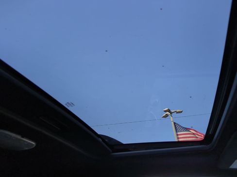 Used 2011 Ford Escape Limited w/ 301A Rapid Spec Order Code image 26