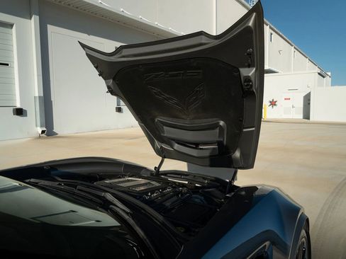 Used 2015 Chevrolet Corvette Z06 w/ Z07 Performance Package image 73