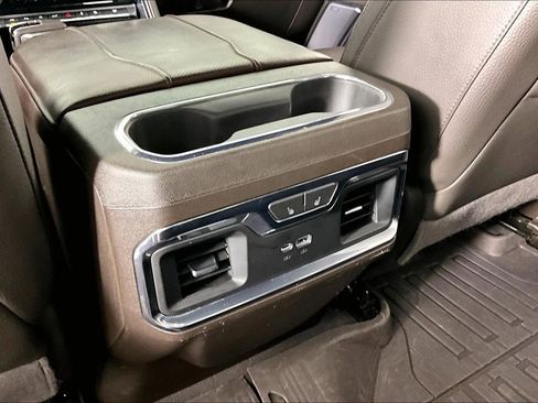 Certified 2023 GMC Sierra 1500 Denali w/ Technology Package AWD/4WD image 9