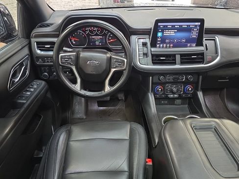 Used 2021 Chevrolet Tahoe Z71 w/ Luxury Package AWD/4WD image 18