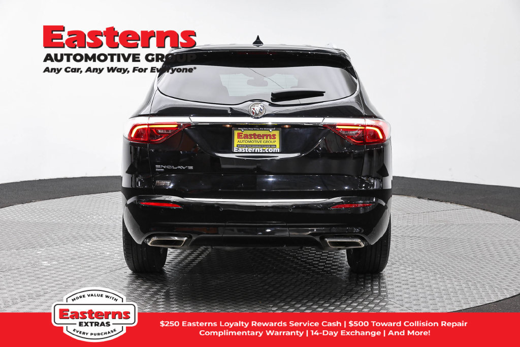 Used 2023 Buick Enclave Essence AWD/4WD image 7
