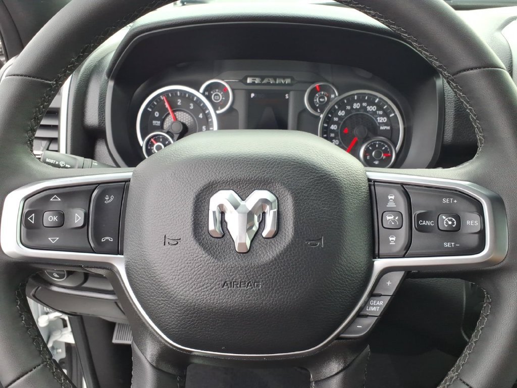 Certified 2026 RAM 2500 Big Horn AWD/4WD image 5