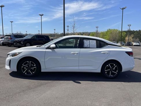 Used 2024 Nissan Sentra SV FWD image 6