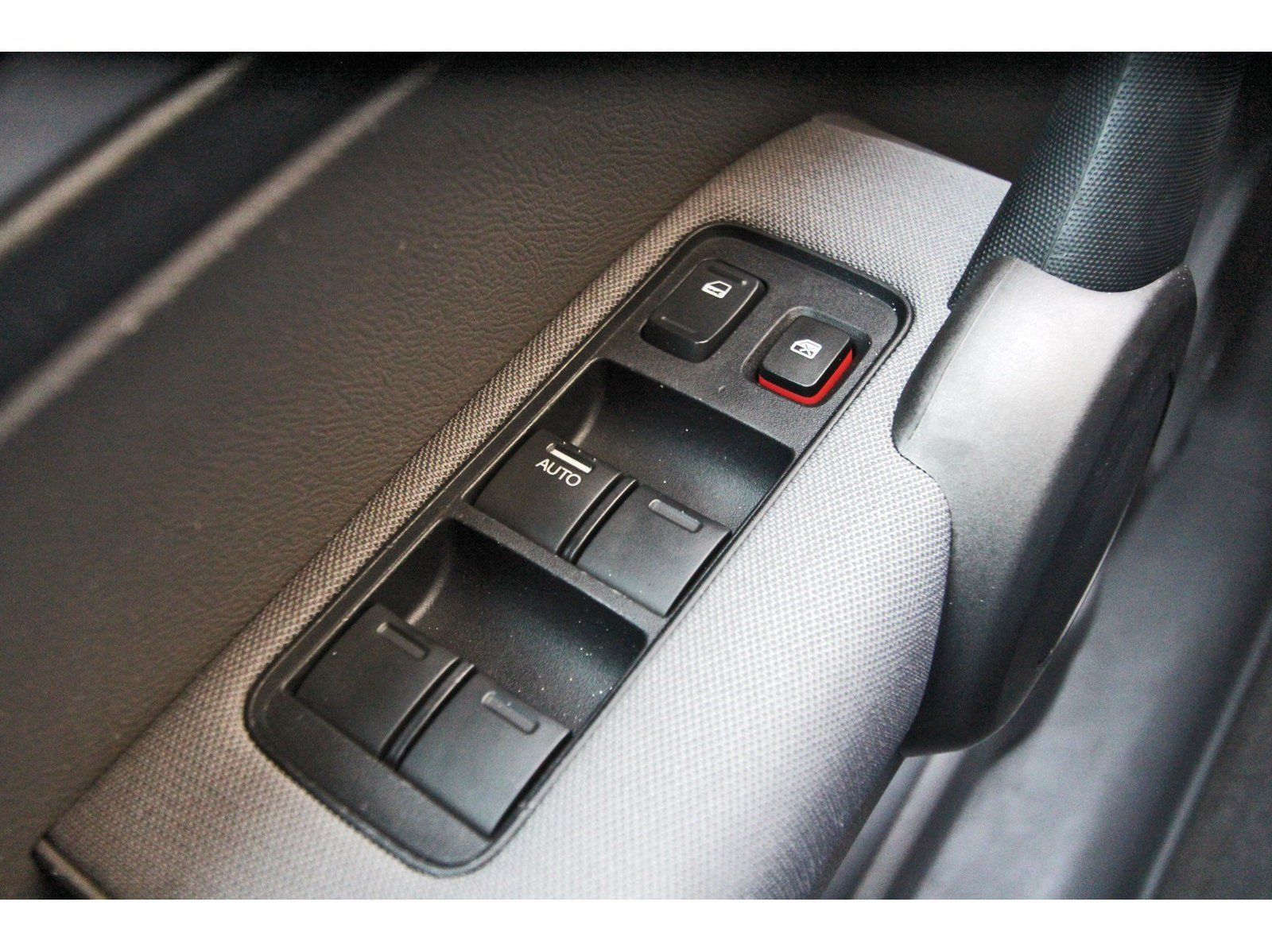 Used 2011 Honda CR-V LX image 22