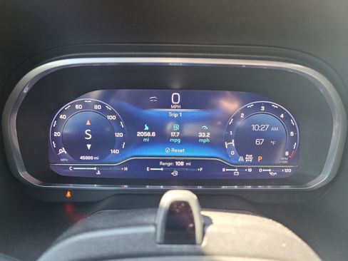 Used 2023 Chevrolet Tahoe Premier w/ Advanced Technology Package AWD/4WD image 20