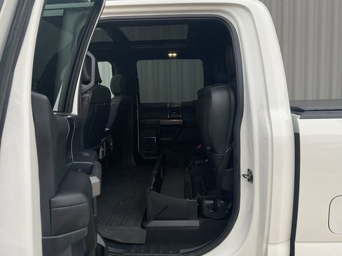 Used 2022 Ford F250 Platinum w/ FX4 Off-Road Package image 22