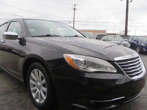 Used 2013 Chrysler 200 Limited w/ Sun/Sound Group image 13