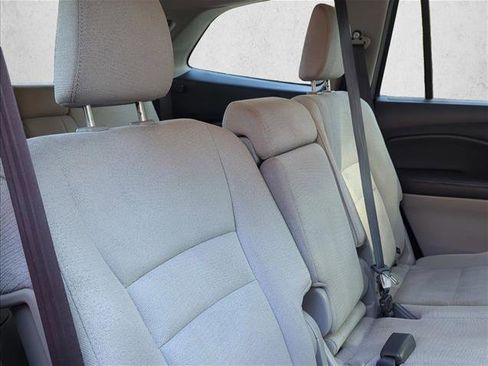 Used 2016 Honda Pilot LX image 21
