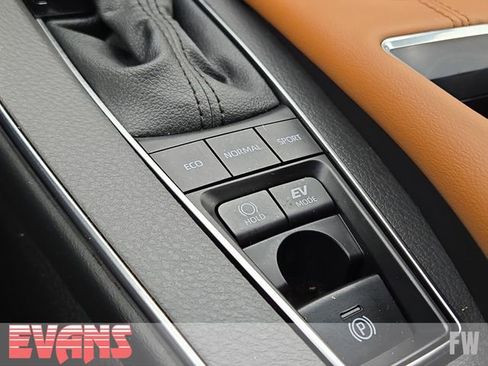 Used 2021 Toyota Avalon Limited w/ Advanced Safety Package image 14