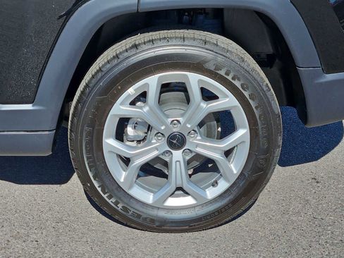 New 2025 Jeep Compass Sport image 12