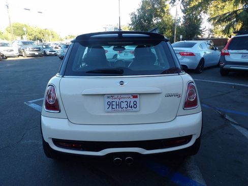 Used 2013 MINI Cooper S FWD image 10