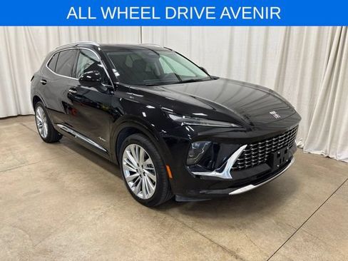 Used 2025 Buick Envision Avenir AWD/4WD image 1