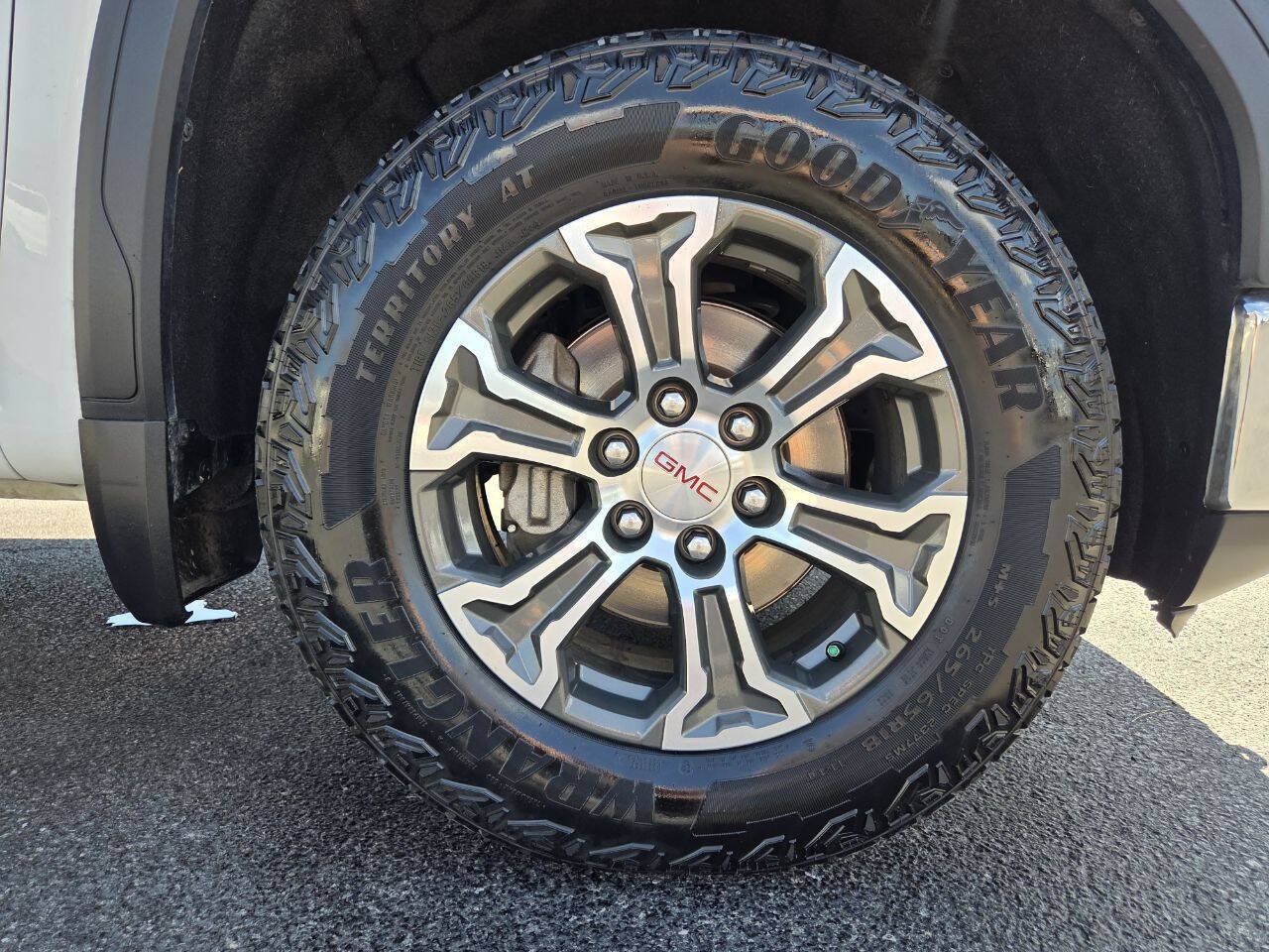 Used 2019 GMC Sierra 1500 SLE w/ SLE Value Package AWD/4WD image 26