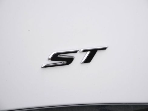 New 2026 Buick Envision Sport Touring AWD/4WD image 21