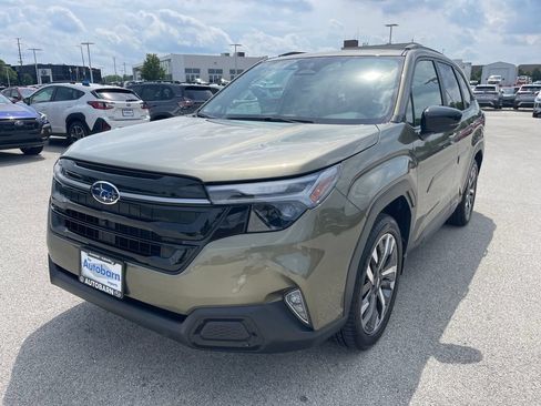 Used 2026 Subaru Forester Touring AWD/4WD image 1