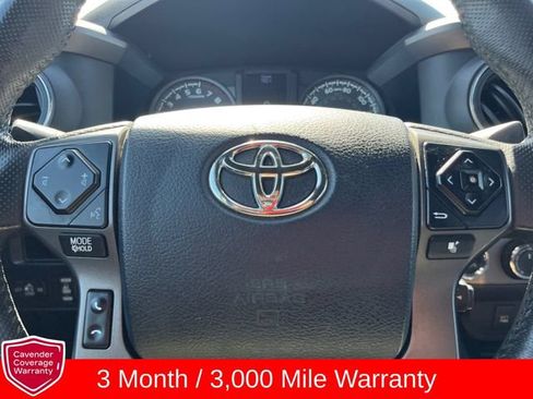 Used 2016 Toyota Tacoma TRD Sport w/ Towing Package AWD/4WD image 5