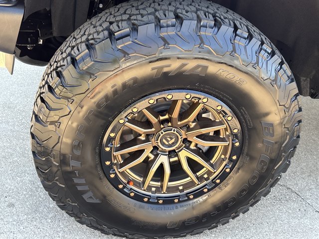 Used 2025 Ford Bronco Raptor AWD/4WD image 13