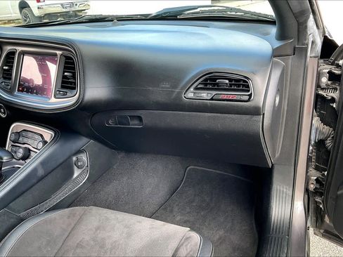 Used 2021 Dodge Challenger R/T Scat Pack w/ Plus Package image 17