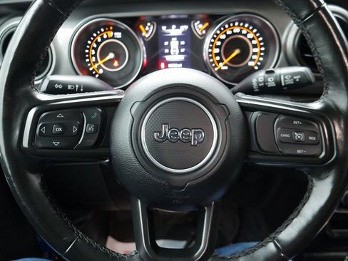 Used 2022 Jeep Wrangler Unlimited Sport image 11