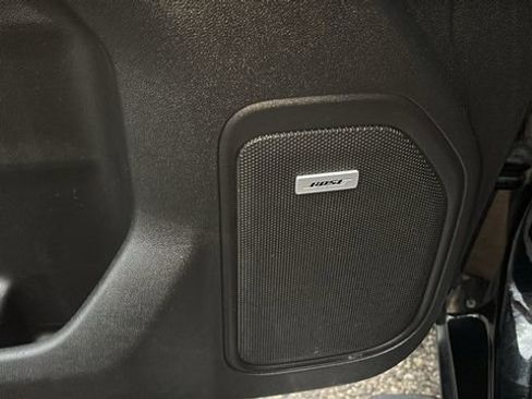 Used 2020 GMC Sierra 2500 SLT w/ SLT Premium Plus Package image 11