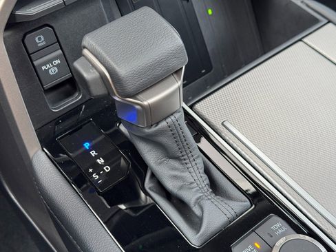 Used 2024 Toyota Sequoia Limited RWD image 31