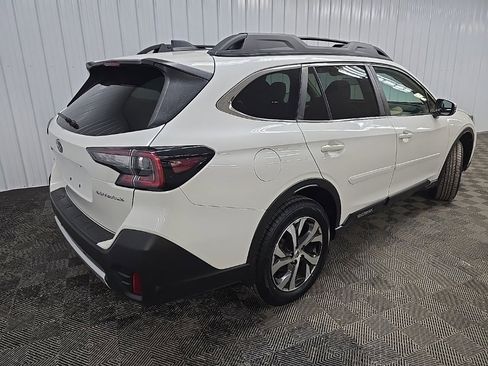 Used 2022 Subaru Outback Limited image 10