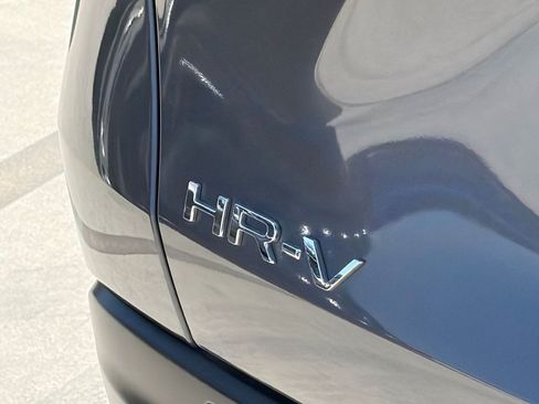 Used 2025 Honda HR-V LX image 4
