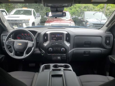 Used 2022 Chevrolet Silverado 1500 Custom RWD image 9