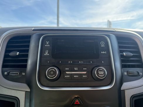 Used 2017 RAM 3500 Tradesman w/ Chrome Appearance Group image 20