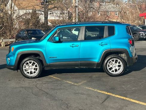 Used 2021 Jeep Renegade Latitude w/ Convenience Group image 3