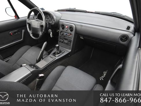 Used 1990 MAZDA MX-5 Miata image 40