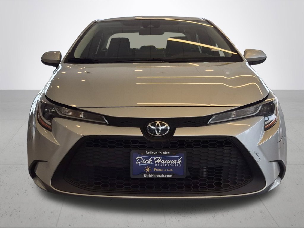 Used 2020 Toyota Corolla LE w/ LE Premium Package FWD image 3