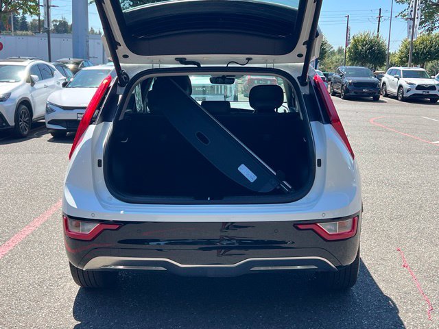 Certified 2024 Kia Niro Wind FWD image 10