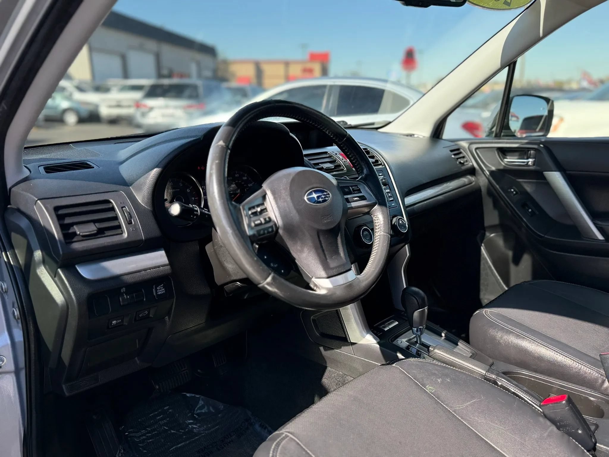Used 2014 Subaru Forester 2.5i Limited AWD/4WD image 28