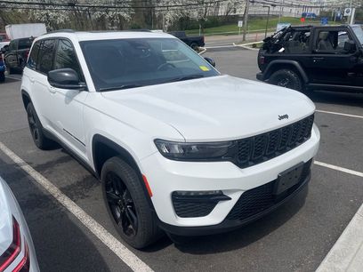 Certified 2023 Jeep Grand Cherokee Limited w/ Black Appearance Package